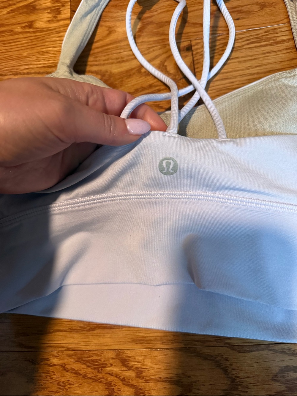 Lululemon bra - Picture 3 of 5